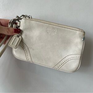 Vintage Coach White Wristlet Wallet